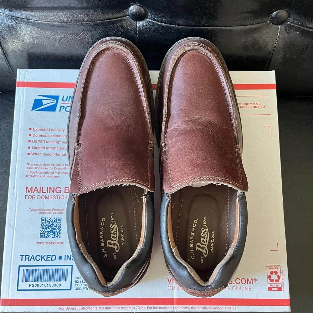 GH Bass & Co Dax Leather Loafers‎